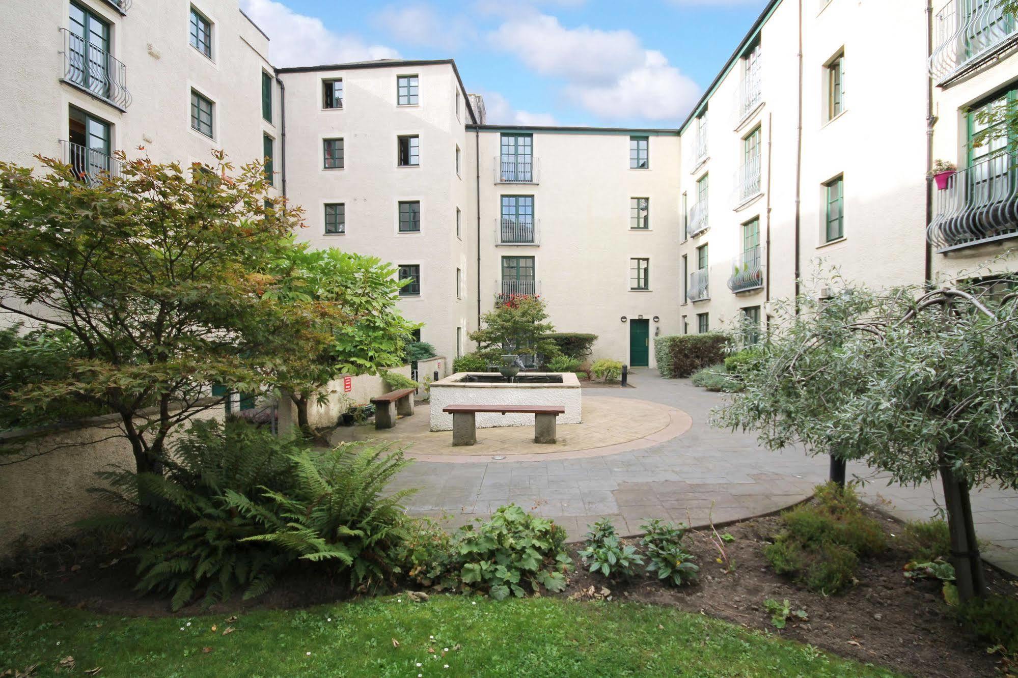 Edinburgh City Center Coady Apartment Sleeps 5 Free Car Park Space Exterior foto